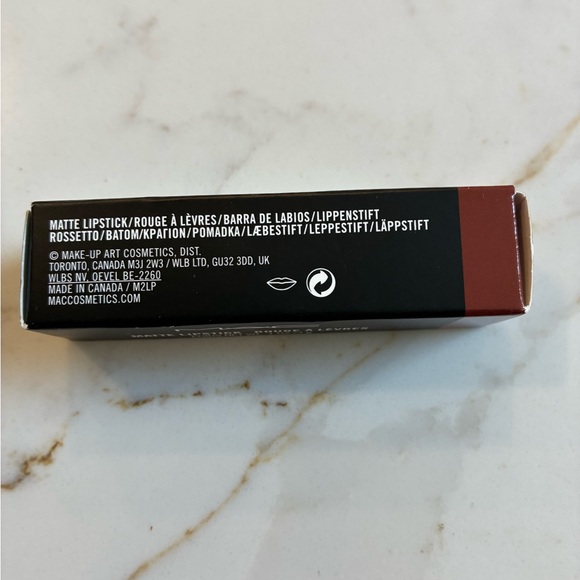 MAC Cosmetics matte Lipstick - whirl. Lovely neutral colour. Brand new! - Picture 4 of 10